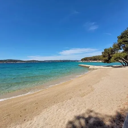 Camping Mobile Homes Malu Biograd Na Moru