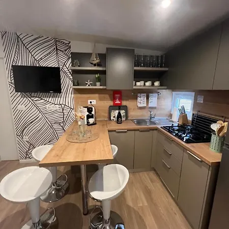 Mobile Homes Malu 4*