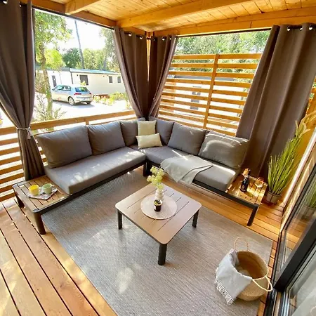 Mobile Homes Malu Camping