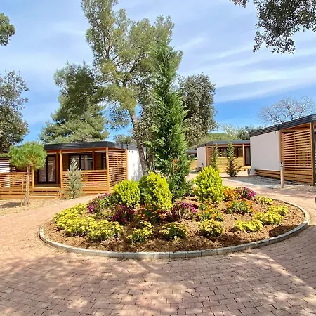 Mobile Homes Malu 4* بيوغْغاد نا موغو