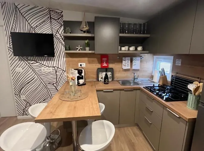 Mobile Homes Malu 4*