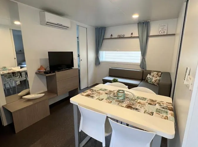 Mobile Homes Malu 4*