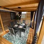 Kemping Mobile Homes Malu
