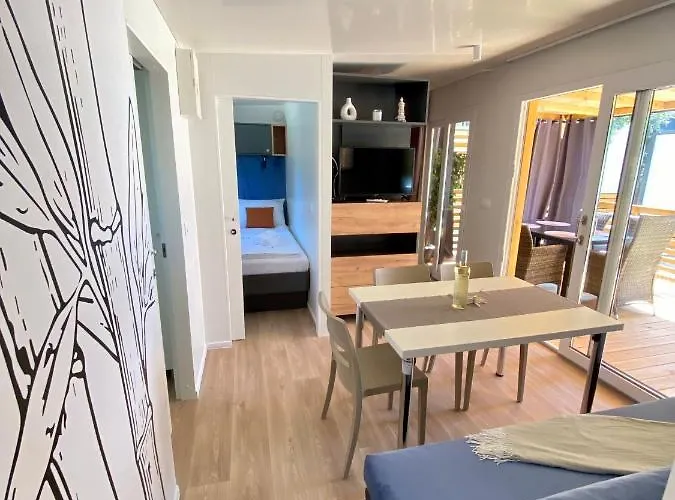 Mobile Homes Malu Biograd Na Moru