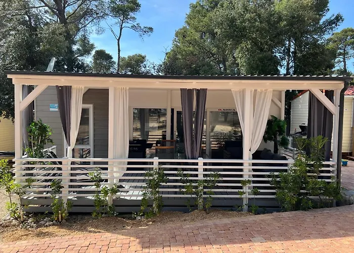 Mobile Homes Malu Campsite