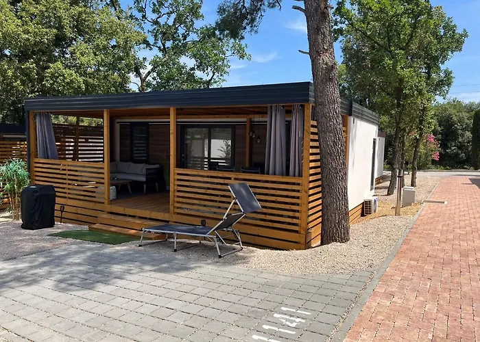 Mobile Homes Malu Camping